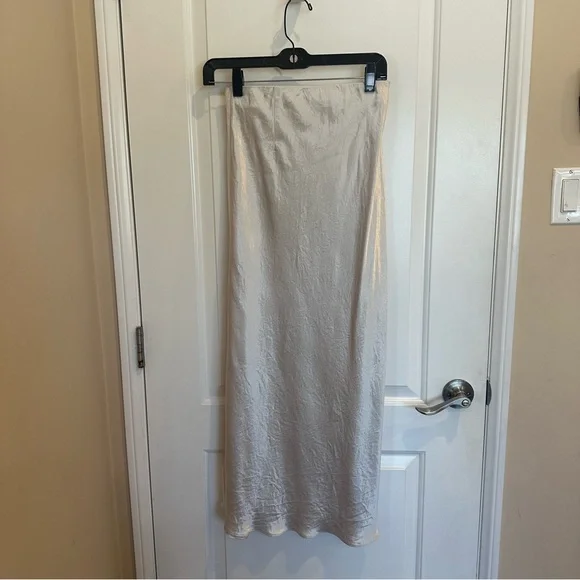 ARITZIA Slip Satin Maxi Skirt - Picture 6 of 8